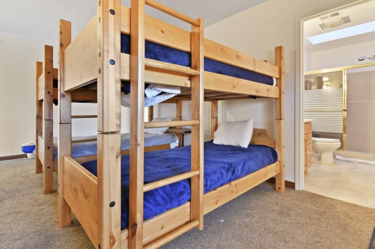 241 Elk Bunkroom a